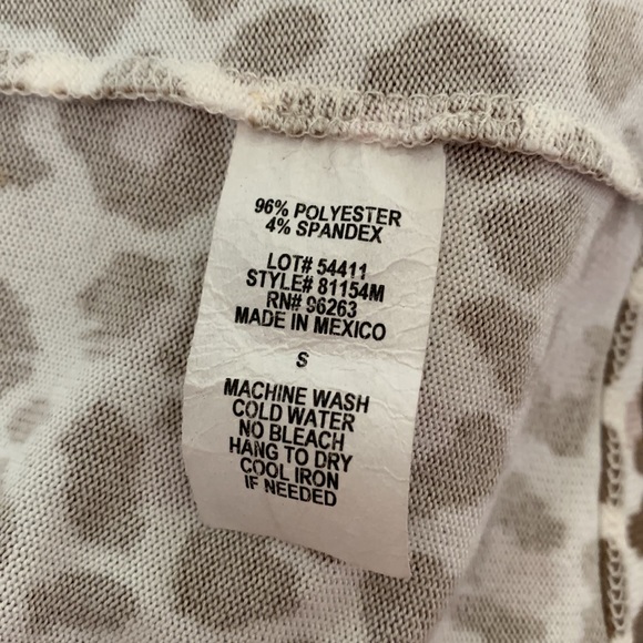 Cream, light brown and rose-colored tiger, print knit cardigan, one size - Picture 5 of 6